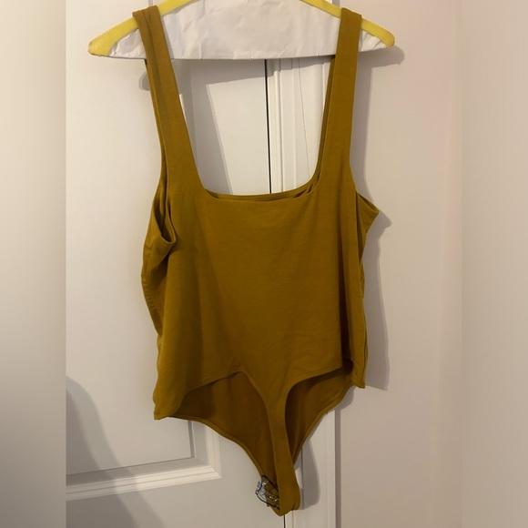 Good American NWOT Scuba Modern Tank Bodysuit - Picture 7 of 7